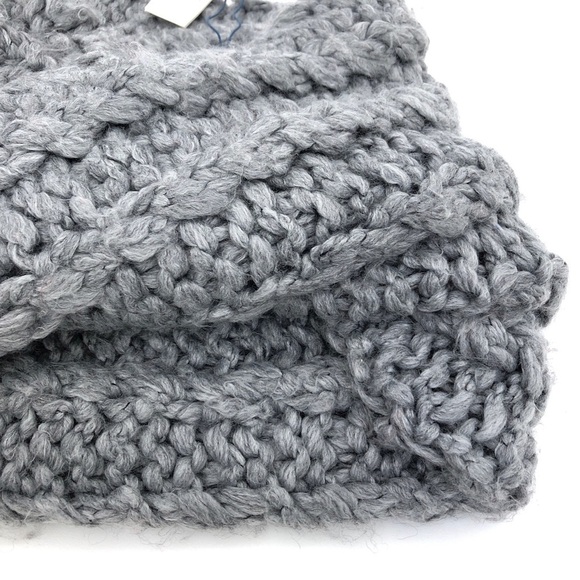 Rebecca Minkoff Gray Chunky Knit Women's Twisted Neck Scarf - Picture 2 of 5